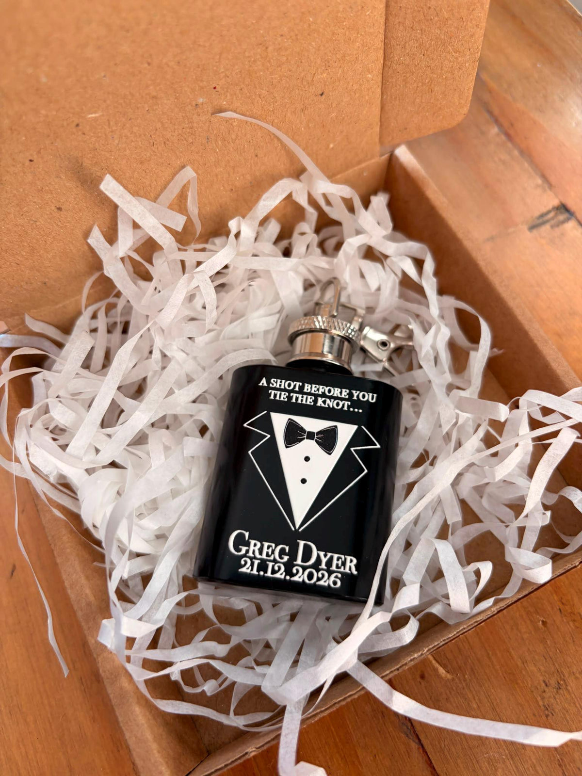 Personalised Hip Flask Keyring, Wedding Groomsmen Gift, Black Stainless Steel (1oz)