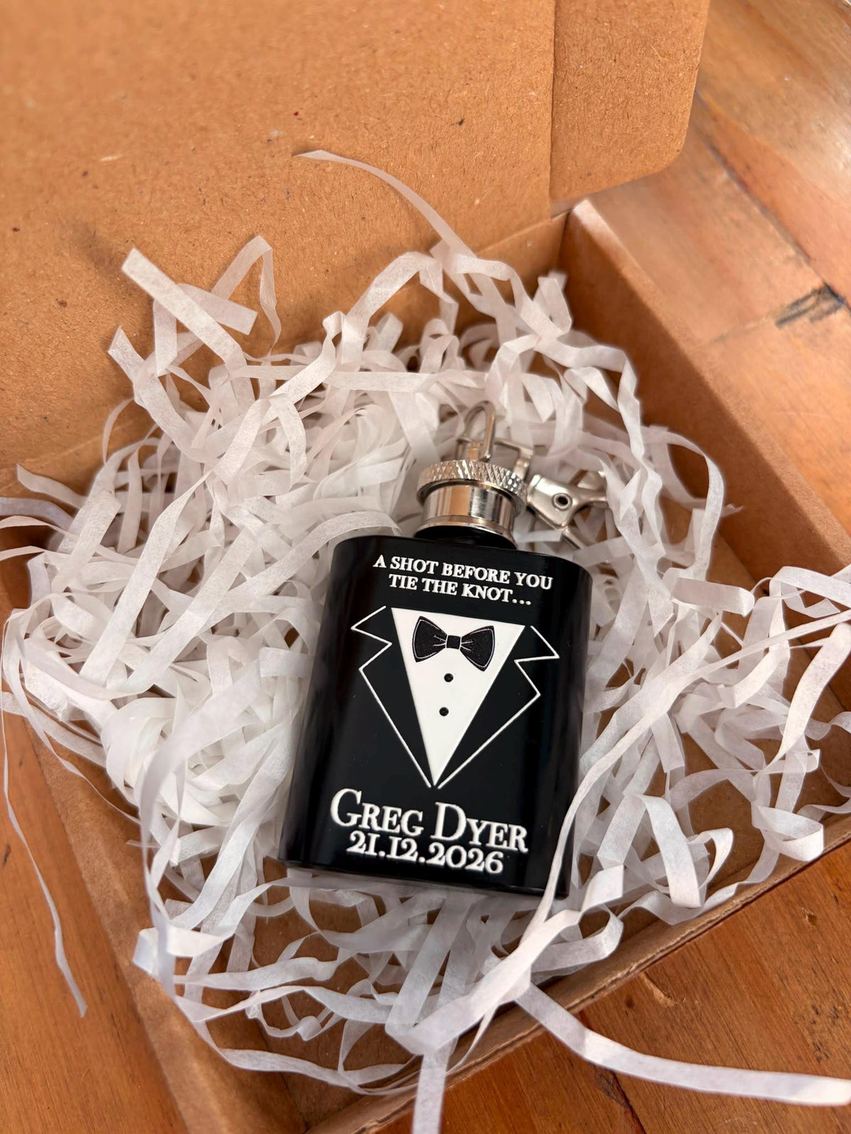 Personalised Hip Flask Keyring, Wedding Groomsmen Gift, Black Stainless Steel (1oz)